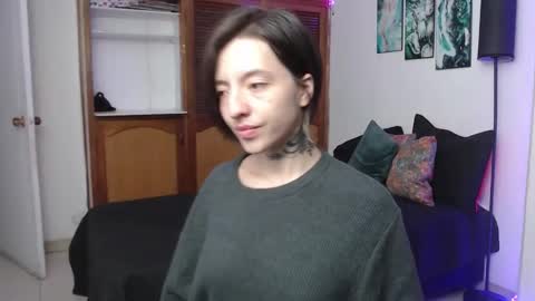 alicee_logan_ online show from 11-28-25, 01:30
