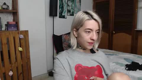 alicee_logan_ online show from 03-28-26, 02:33