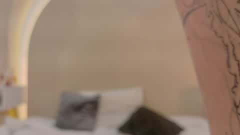 Snapshot of alicee_rodriguez chatting on 05-25-26, 06:14 alice online show from 05-25-26, 06:14