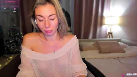 Daniella online show from 12-20-25, 02:18