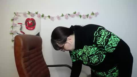 AliceInks online show from 01-19-26, 07:01