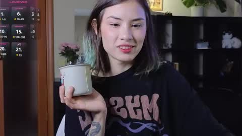 Alice  vacation  online show from 09-14-25, 04:50