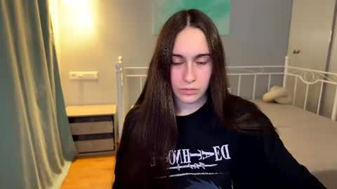 Snapshot of alicekollt chatting on 07-05-26, 08:05 alicekollt online show from 07-05-26, 08:05