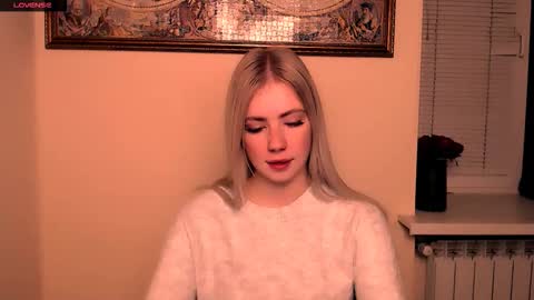 Alice online show from 10-19-25, 10:16