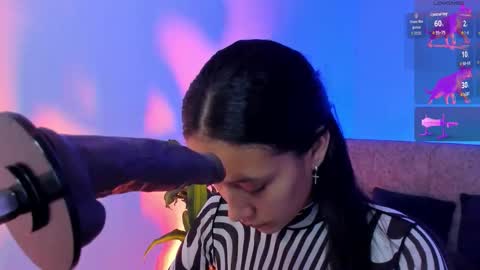 Alicee  online show from 12-21-25, 09:33