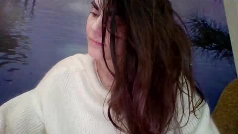 Snapshot of alicetailorrr chatting on 04-27-26, 09:40 AliceTailorrr online show from 04-27-26, 09:40