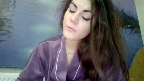 Snapshot of alicetailorrr chatting on 05-13-26, 09:28 AliceTailorrr online show from 05-13-26, 09:28