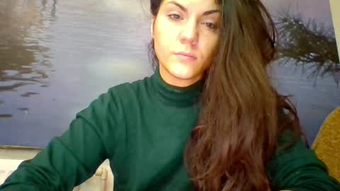 Snapshot of alicetailorrr chatting on 05-25-26, 10:32 AliceTailorrr online show from 05-25-26, 10:32