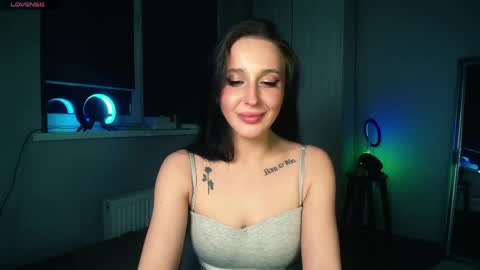 Snapshot of aliceturnon chatting on 05-05-26, 07:55 Alice online show from 05-05-26, 07:55