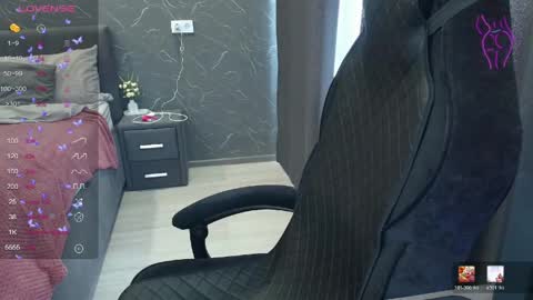 Snapshot of aliceweiss_ chatting on 03-02-26, 08:10 Alice online show from 03-02-26, 08:10