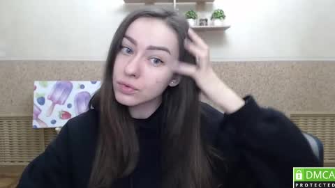 Snapshot of alicewonderful22 chatting on 02-23-25, 06:28 Alice online show from 02-23-25, 06:28