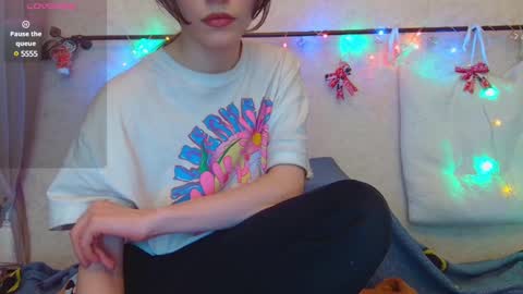 Snapshot of alicewoolfy chatting on 01-11-25, 08:21 AliceWoolfy online show from 01-11-25, 08:21