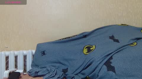 Snapshot of alicewoolfy chatting on 11-08-25, 09:46 AliceWoolfy online show from 11-08-25, 09:46