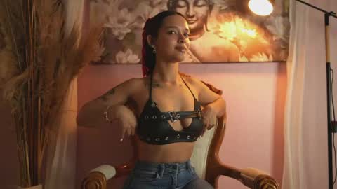 Salome online show from 06-04-26, 10:21