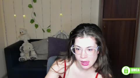 Alicia online show from 02-05-25, 05:20