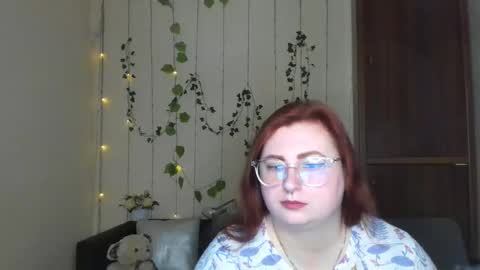 Alicia online show from 04-18-26, 11:25