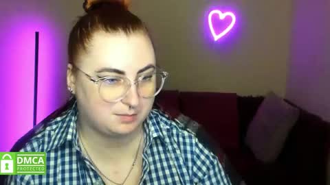 Alicia online show from 11-25-25, 06:46