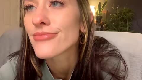 teacherspet69 online show from 11-14-25, 08:35