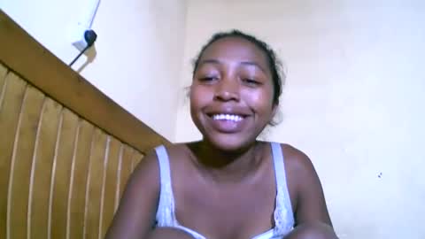 Snapshot of alicianah chatting on 09-25-25, 05:16 alicianah online show from 09-25-25, 05:16