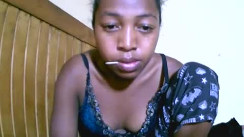 Snapshot of alicianah chatting on 10-03-25, 07:33 alicianah online show from 10-03-25, 07:33