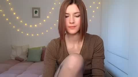 Snapshot of alicianoveli chatting on 06-22-26, 04:31 alicianoveli online show from 06-22-26, 04:31