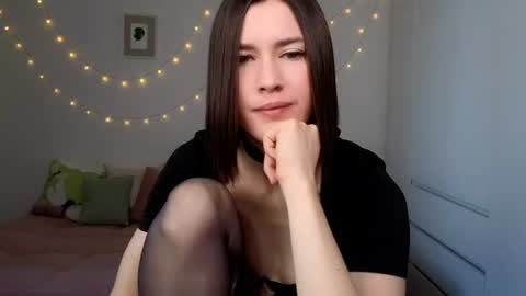 Snapshot of alicianoveli chatting on 07-09-26, 04:27 alicianoveli online show from 07-09-26, 04:27