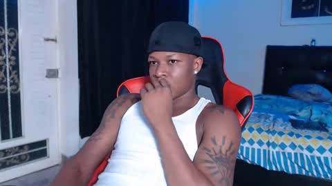 Snapshot of alid_17 chatting on 03-01-26, 12:23 Alid 17 online show from 03-01-26, 12:23