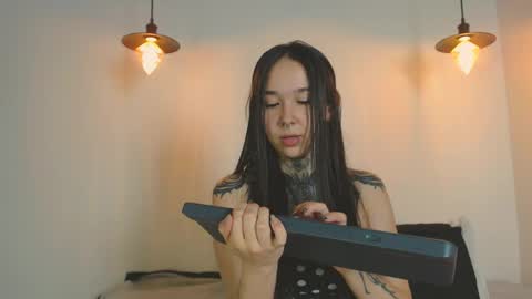    online show from 04-16-26, 02:45