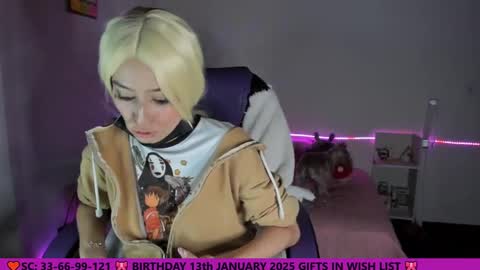 Aiko  Independent Model  online show from 12-17-24, 11:49