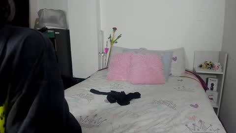 Aiko  Independent Model  online show from 03-11-25, 02:10