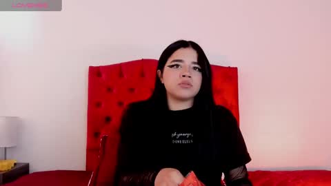 aliice_walker_ online show from 12-16-24, 05:54