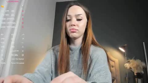 Snapshot of alina_39 chatting on 09-19-25, 11:22 alina_39 online show from 09-19-25, 11:22