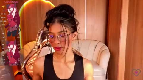 Snapshot of alina_b_ chatting on 06-27-26, 08:03 alina_b_ online show from 06-27-26, 08:03