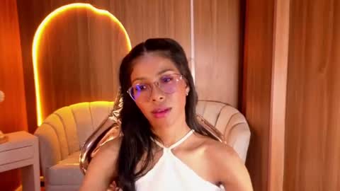 Snapshot of alina_b_ chatting on 07-09-26, 08:02 alina_b_ online show from 07-09-26, 08:02