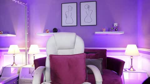 Snapshot of alinabennet chatting on 05-11-26, 04:04 Alina Bennet online show from 05-11-26, 04:04