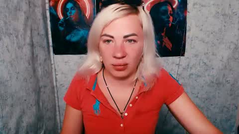 Snapshot of alinafrey_ chatting on 07-24-26, 04:32 Alina online show from 07-24-26, 04:32