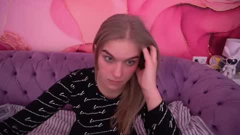 Snapshot of alinalemon chatting on 02-02-26, 01:32 Alina online show from 02-02-26, 01:32