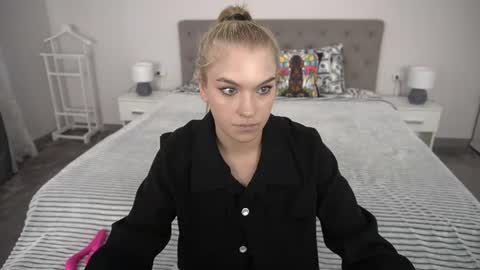 Alina online show from 06-16-26, 12:30