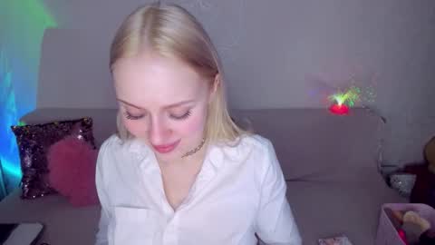 Snapshot of alinaocean chatting on 02-11-26, 04:12 alinaocean online show from 02-11-26, 04:12