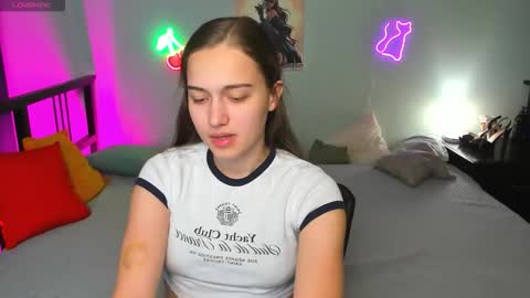 alisa__kelly online show from 10-15-25, 12:33
