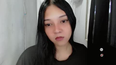 Shanti xhey online show from 11-26-25, 06:25