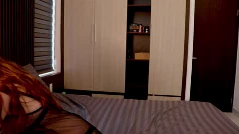 Alice                                   Fansly Alisa01 online show from 09-30-25, 02:05