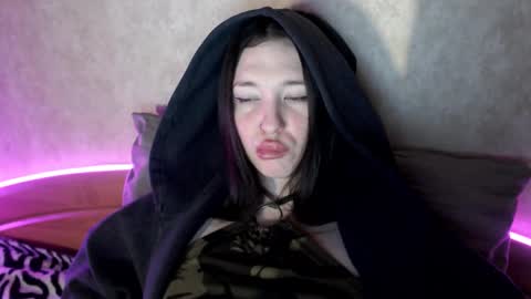 alisaadoll online show from 02-08-26, 01:36