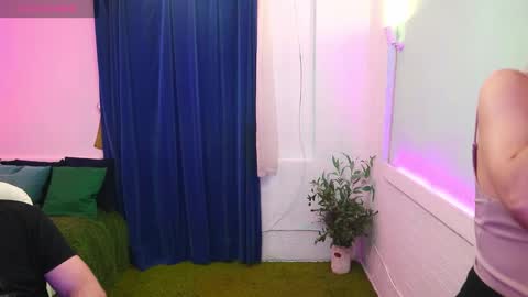 Alisa Aleks online show from 11-21-25, 03:33