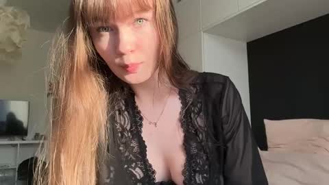Snapshot of alisaprobs chatting on 05-20-26, 02:07 ALICE online show from 05-20-26, 02:07