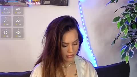 Snapshot of alisawilson_ chatting on 01-13-25, 06:49 Alisa online show from 01-13-25, 06:49