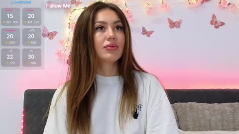 Snapshot of alisawilson_ chatting on 02-10-25, 05:25 Alisa online show from 02-10-25, 05:25