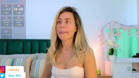 Snapshot of alisawilson_ chatting on 09-18-25, 09:55 Alisa online show from 09-18-25, 09:55