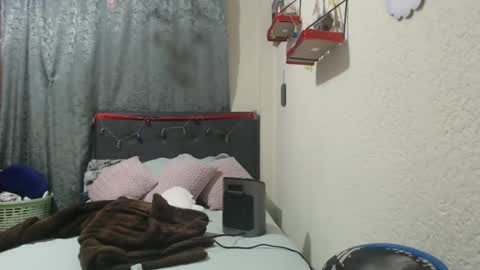 Snapshot of alisha_9997 chatting on 02-10-25, 03:03 alisha_9997 online show from 02-10-25, 03:03