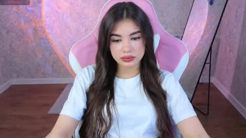 Alisha online show from 04-14-26, 01:55